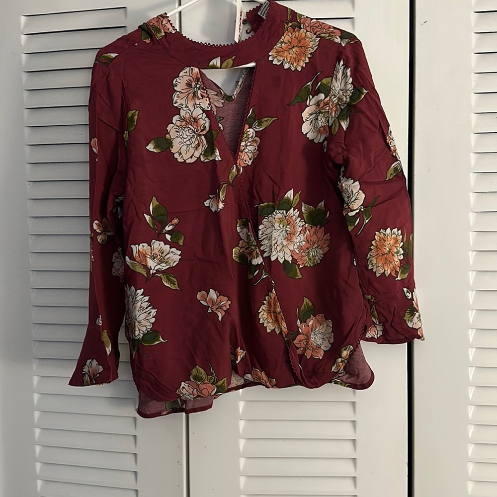 Red floral top